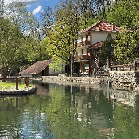 Апартаменты Lisine Ribnjak Деспотовац