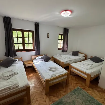 Апартаменты Lisine Ribnjak