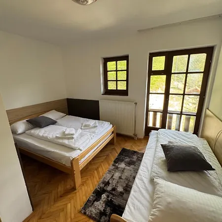 Апартаменты Lisine Ribnjak