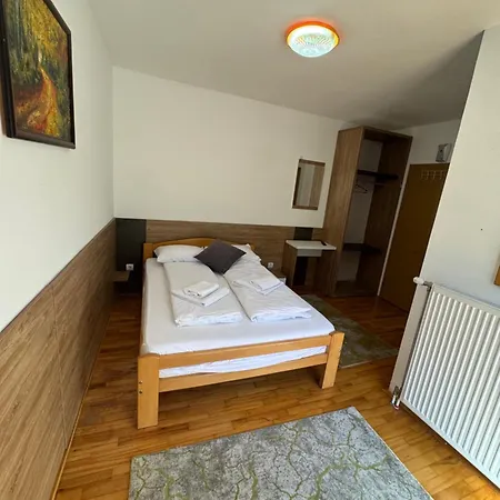 Апартаменты Lisine Ribnjak Деспотовац