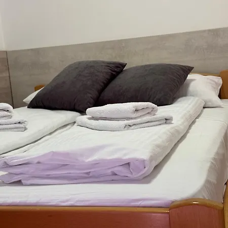 Апартаменты Lisine Ribnjak *