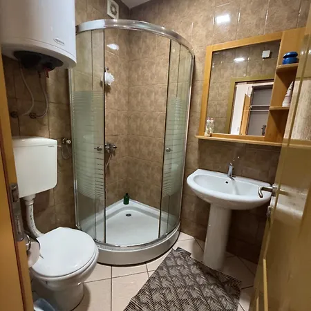 Lisine Ribnjak Деспотовац